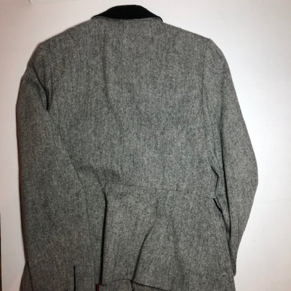 Grey / Black Wool/Velvet Blazer Banana Republic Heritage Size 6 NWOT - Picture 2 of 2